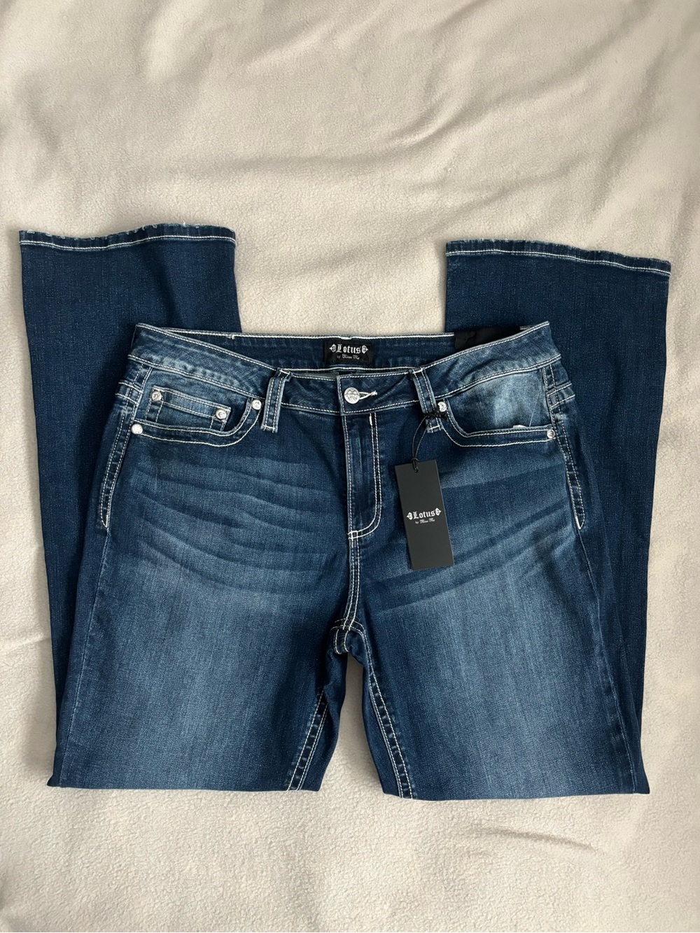 NWT Lotus by Miss Me Dark Blue Bootcut Jeans w/ Embellished Pockets- Size 35/20